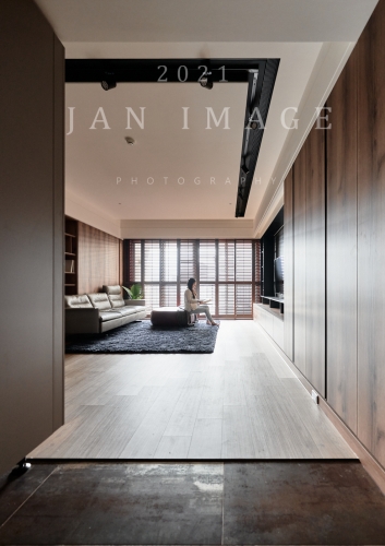 廣島橡木--張彥鋒設計師