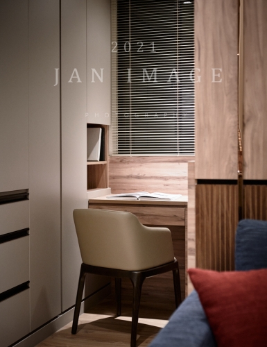 廣島橡木--張彥鋒設計師