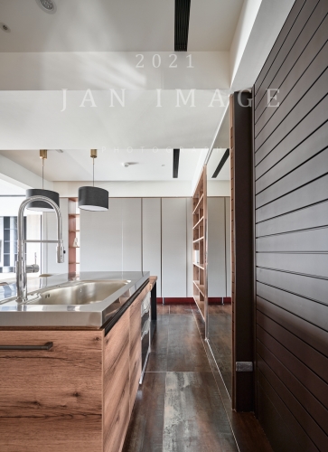 廣島橡木--張彥鋒設計師