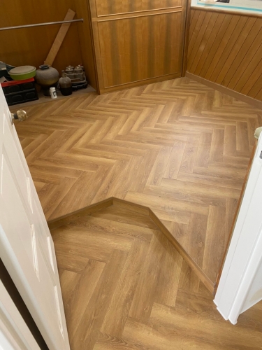 V系列-浮雕橡木